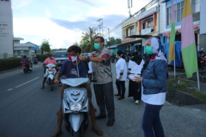 DWP BNN Papua Barat Kampanye Stop Narkoba dan Bagi Masker Gratis