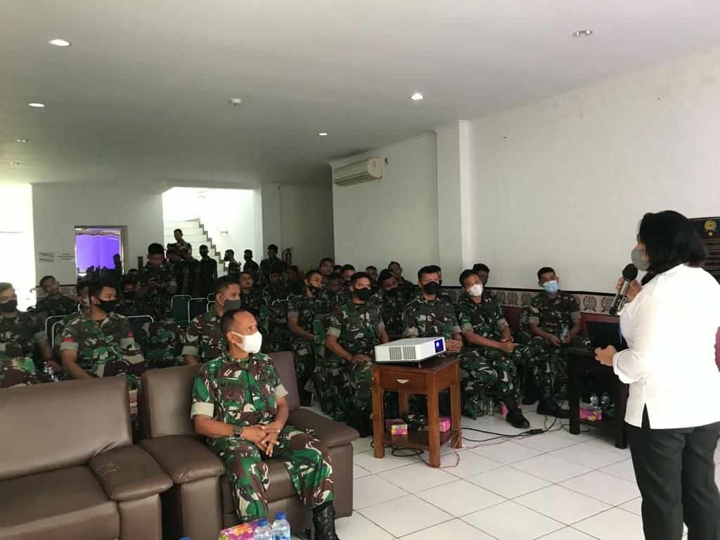 BNN Lakukan Sosialisasi P4GN serta Pelaksanaan Test Urine pada Paldam XVIII/Kasuari BNN Lakukan Sosialisasi P4GN serta Pelaksanaan Test Urine pada Paldam XVIII/Kasuari