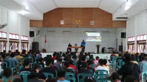 Sosialisasi Bahaya Penyalahgunaan Narkoba bagi Pemuda GPDI pada Kegiatan Perayaan Paskah Majelis Daerah Gereja Pantekosta di Indonesia Provinsi Papua Barat Sosialisasi Bahaya Penyalahgunaan Narkoba bagi Pemuda GPDI Provinsi Papua Barat