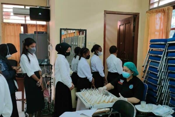 Sosialisasi dan Tes Urine Bagi Calon Mahasiswa dan Mahasiswi Poltekes Kemenkes Sorong