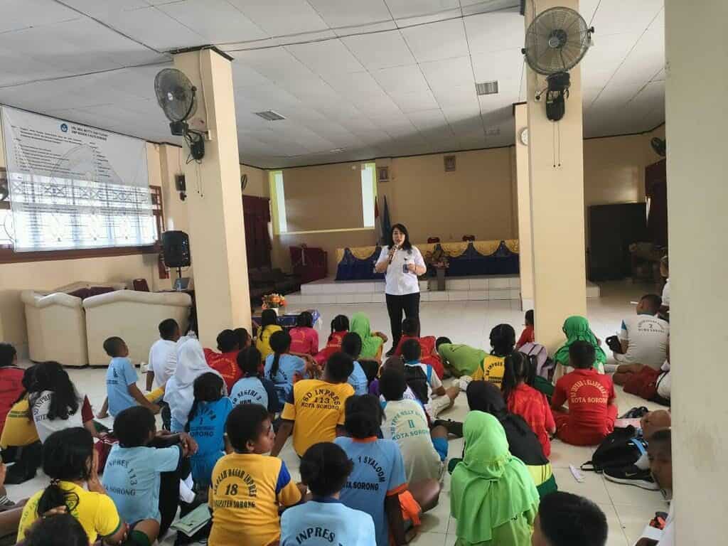 Kegiatan Sosialisasi P4GN Masa Pengenalan Lingkungan Sekolah (MPLS) SMP Negeri 6 Kota Sorong Kegiatan Sosialisasi P4GN Masa Pengenalan Lingkungan Sekolah (MPLS) SMP Negeri 6 Kota Sorong