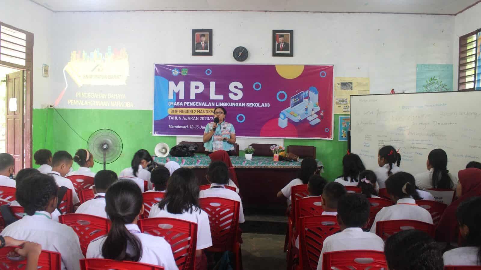 Kegiatan Sosialisasi P4GN MPLS SMP N 2 Manokwari Kegiatan Sosialisasi P4GN MPLS SMP N 2 Manokwari