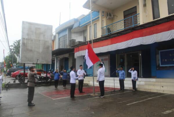 Upacara Memperingati HUT Ke-78 Kemerdekaan Republik Indonesia di Kantor BNNP Papua Barat Upacara Memperingati HUT Ke-78 Kemerdekaan Republik Indonesia di Kantor BNNP Papua Barat