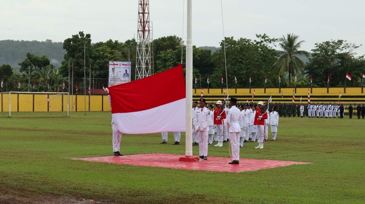Upacara Pengibaran Bendera Merah Putih HUT Ke - 78 Kemerdekaan Republik Indonesia Upacara Pengibaran Bendera Merah Putih HUT Ke – 78 Kemerdekaan Republik Indonesia