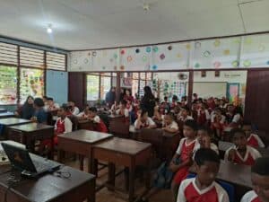 Sosialisasi Bahaya Penyalahgunaan Narkotika bagi Pelajar dan Orang tua murid SD N 1 Manokwari Sosialisasi Bahaya Penyalahgunaan Narkotika bagi Pelajar dan Orang tua murid SD N 1 Manokwari