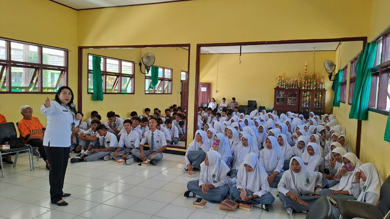 Kegiatan Sosialisasi pemilih pemula di pemilu tahun 2024 dan Bahaya Penyalahgunaan Narkoba bagi Pelajar Kegiatan Sosialisasi pemilih pemula di pemilu tahun 2024 dan Bahaya Penyalahgunaan Narkoba bagi Pelajar