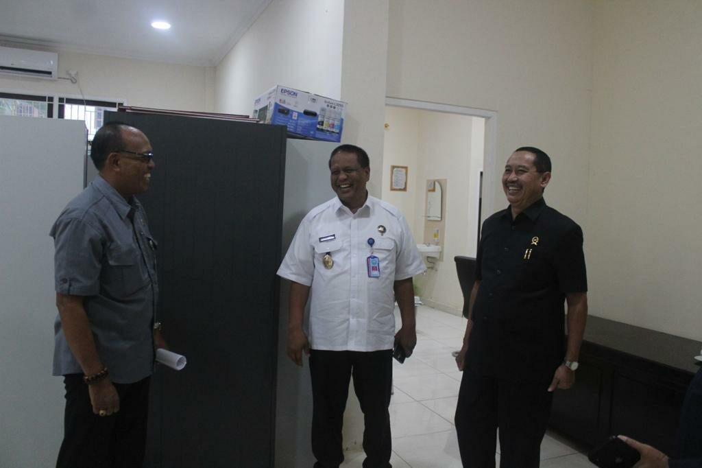 Kepala BNNP Papua Barat Sambangi Pengadilan Tinggi Papua Barat Jalin Sinergitas dalam P4GN Kepala BNNP Papua Barat Sambangi Pengadilan Tinggi Papua Barat Jalin Sinergitas dalam P4GN