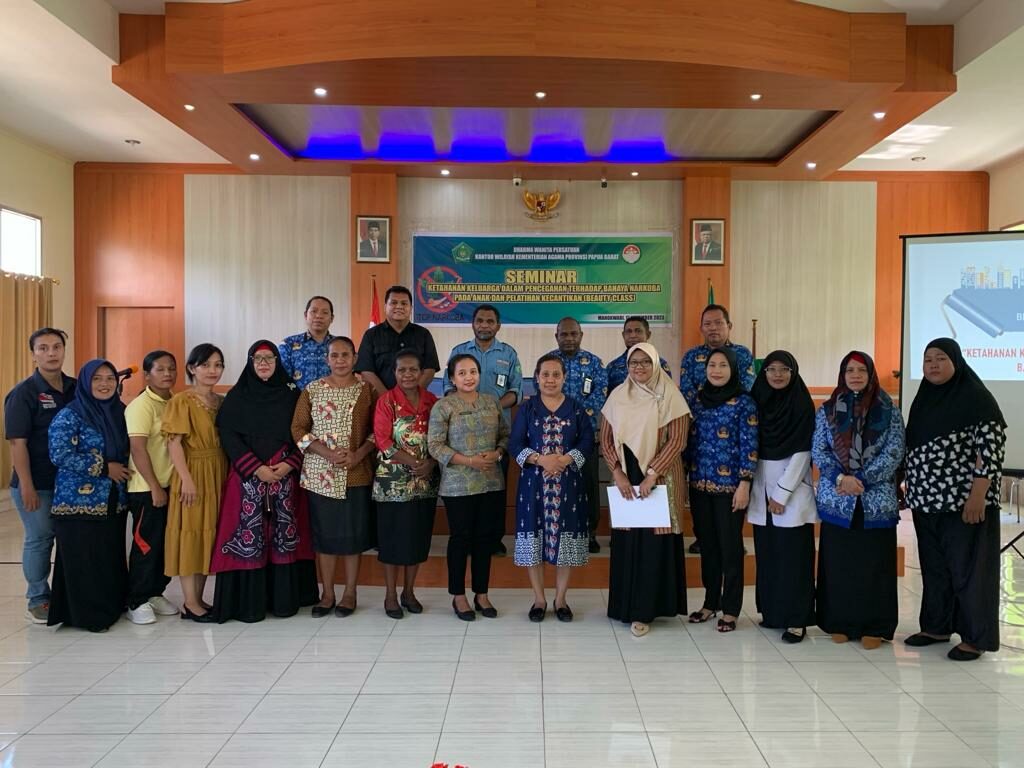 Seminar Ketahanan Keluarga dalam Pencegahan terhadap Bahaya Narkoba pada Anak Seminar Ketahanan Keluarga dalam Pencegahan terhadap Bahaya Narkoba pada Anak