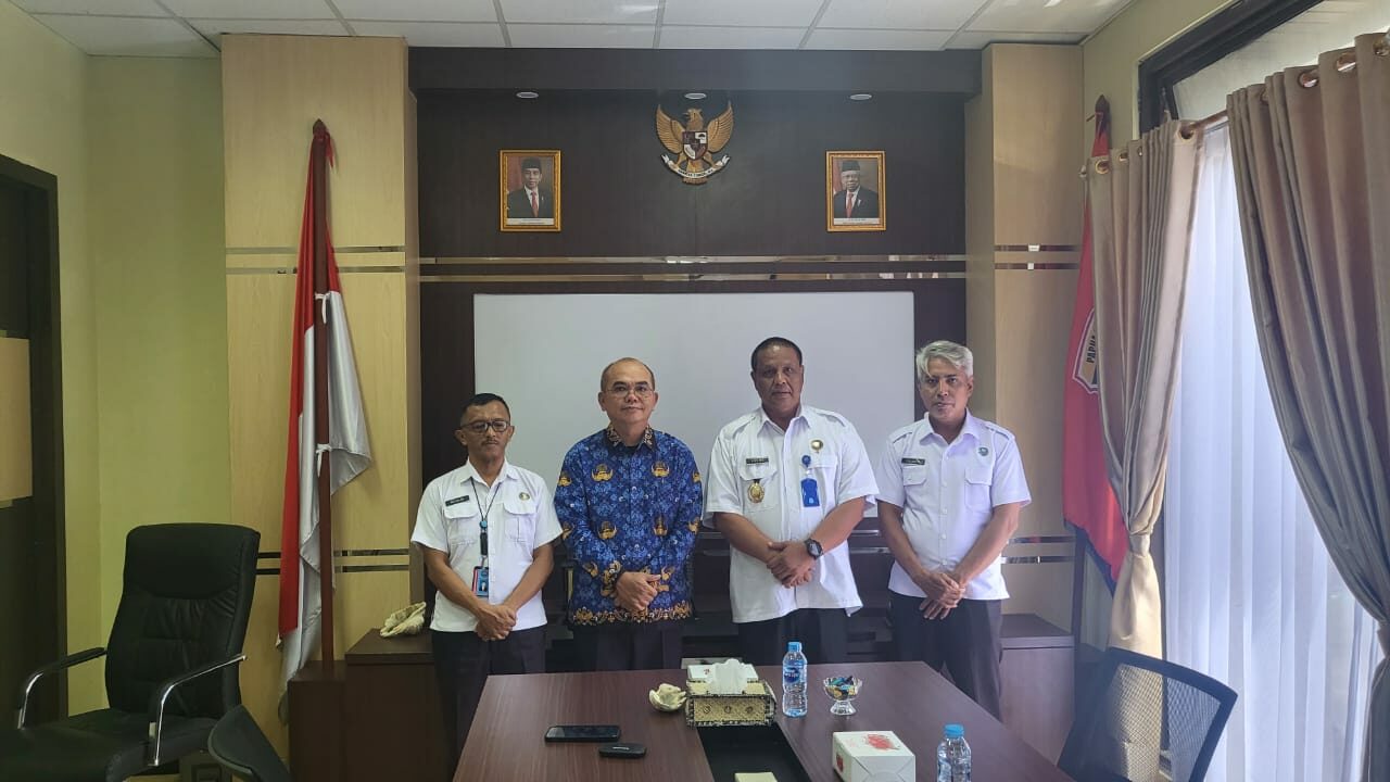 PERKUAT SINERGITAS DALAM P4GN, BNNP PAPUA BARAT KUNJUNGI PJ. GUBERNUR PAPUA BARAT DAYA PERKUAT SINERGITAS DALAM P4GN, BNNP PAPUA BARAT KUNJUNGI PJ. GUBERNUR PAPUA BARAT DAYA
