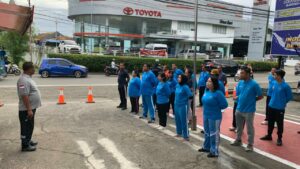 Sosialisasi Komunikasi Informasi dan Edukasi P4GN melalui Senam Bersinar BNNP Papua Barat