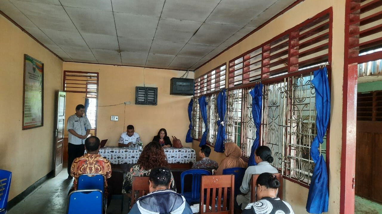 Rapat Pembentukan Unit Intervensi Berbasis Masyarakat (IBM) Kelurahan Manokwari Barat