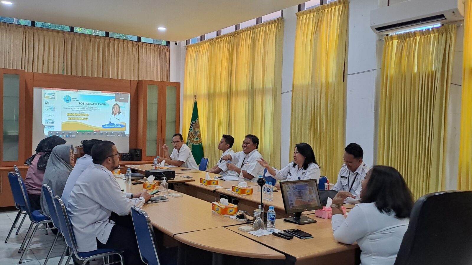 Wujudkan Papua Barat Daya Bersinar, BNNP Papua Barat Laksanakan Sosialisasi P4GN dan Pemeriksaan Urine di KPP Pratama Sorong Wujudkan Papua Barat Daya Bersinar, BNNP Papua Barat Laksanakan Sosialisasi P4GN dan Pemeriksaan Urine di KPP Pratama Sorong