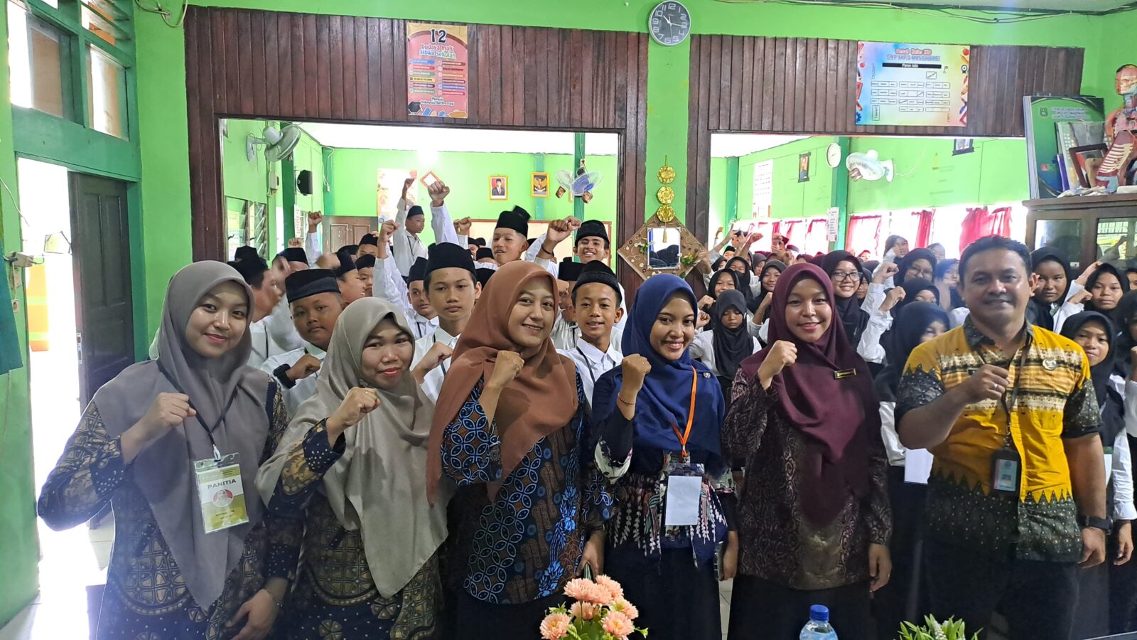 Sosialisasi P4GN Pada Kegiatan MPLS SMP Yapis Manokwari