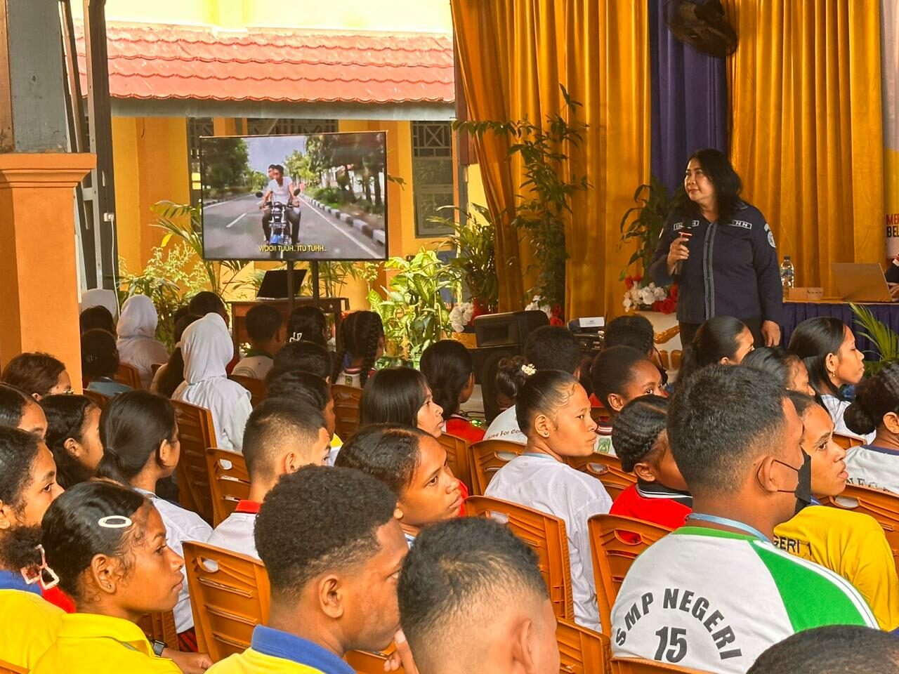 Sosialisasi P4GN Pada Kegiatan MPLS SMAN 1 Manokwari Sosialisasi P4GN Pada Kegiatan MPLS SMAN 1 Manokwari