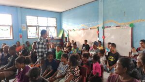 Sosialisasi P4GN bagi Masyarakat Kampung Wisata Petrus Kafiar melalui Program kerja KKN Mahasiswa Universitas Caritas Indonesia