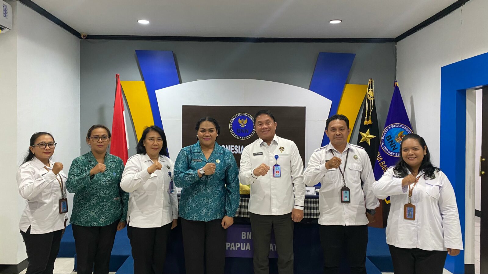 Penandatanganan Perjanjian Kerja Sama antara BNNP Papua Barat dan Tim Penggerak PKK Kab. Manokwari