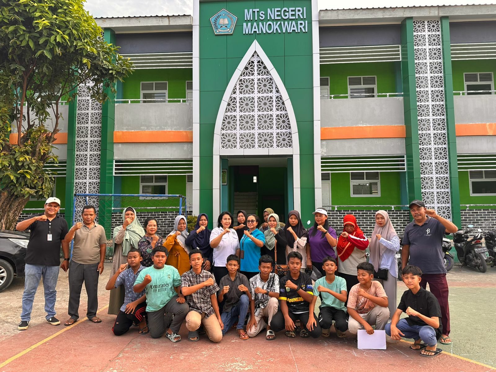 Kegiatan Program Ketahanan Keluarga Anti Narkoba Intervensi III (Ketiga) di Kampung Aimasi Distrik Aimasi Kegiatan Program Ketahanan Keluarga Anti Narkoba Intervensi III (Ketiga) di Kampung Aimasi Distrik Aimasi