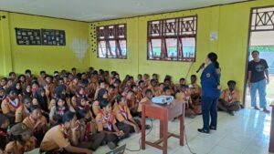 BNNP Papua Barat Laksanakan Sosialisasi P4GN di SMPN 15 Manokwari