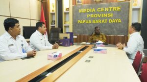 Perkuat Sinergitas Kepala BNNP Papua Barat Laksanakan Koordinasi Kelembagaan Bersama Gubernur Papua Barat