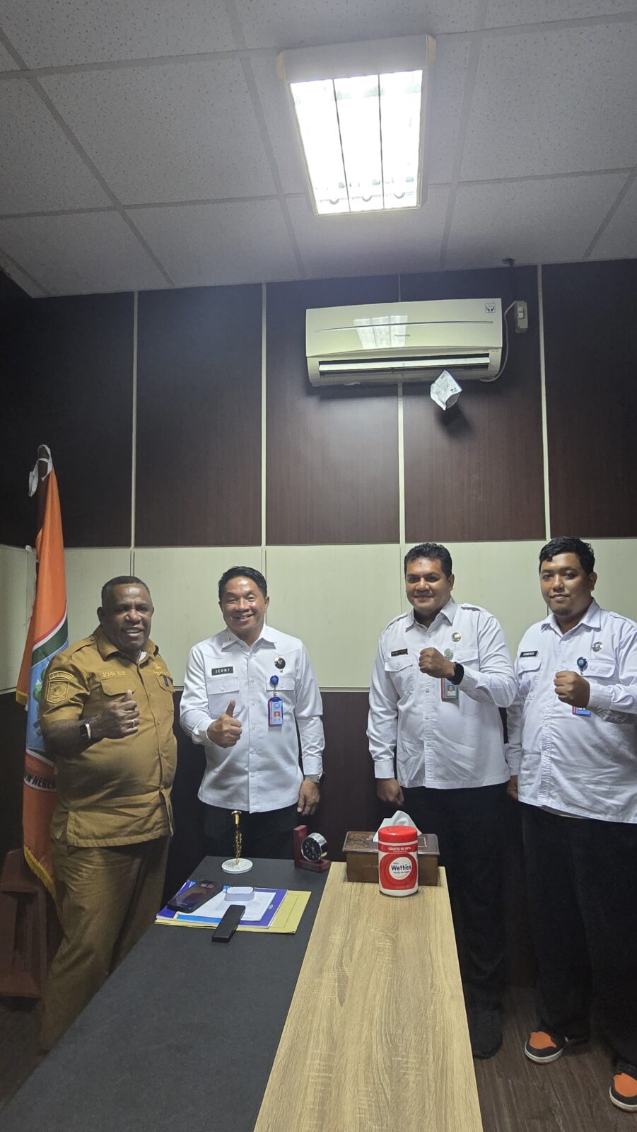 Perkuat Sinergitas Kepala BNNP Papua Barat Laksanakan Koordinasi Kelembagaan Bersama PJ. Sekda Provinsi Papua Barat Perkuat Sinergitas Kepala BNNP Papua Barat Laksanakan Koordinasi Kelembagaan Bersama PJ. Sekda Provinsi Papua Barat